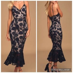 Lulus Alluring Dream Navy Blue Floral Mesh Lace Trumpet Midi Dress size Medium